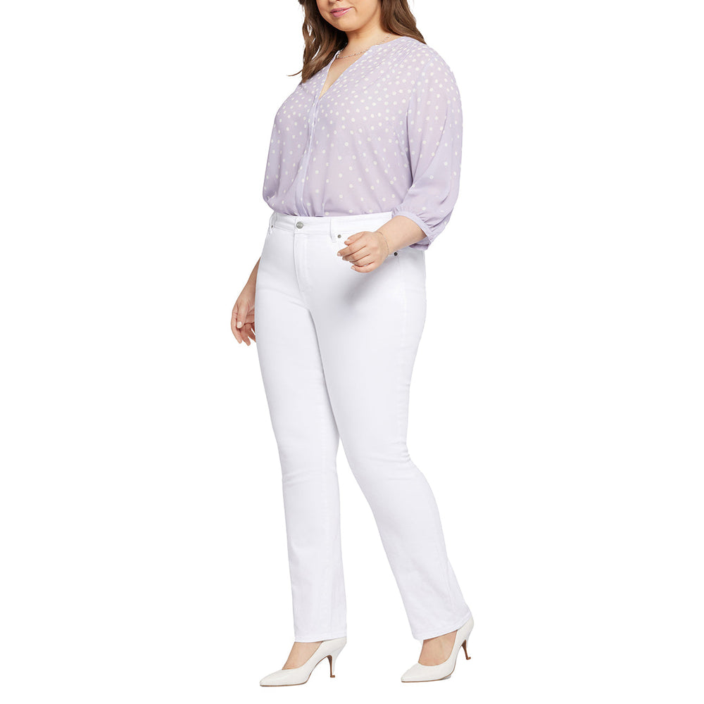 Marilyn Straight Jean in Optic White - Plus | Forever 21 Womens