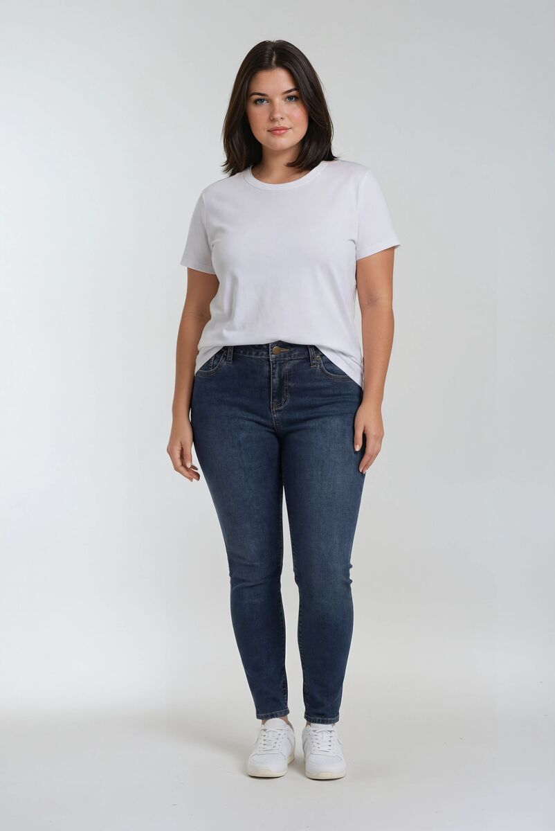 Plus Size Vented-Hem Ankle Jeans | Forever 21 Womens