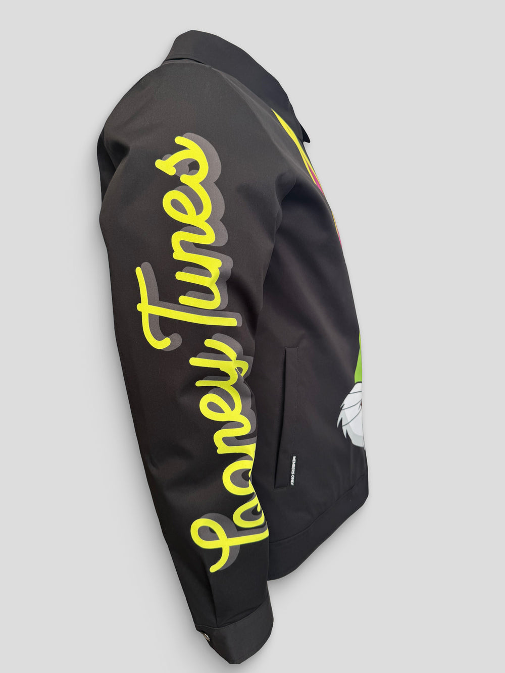 Looney Tunes Poly Mechanical Stretch Twill Jacket | Forever 21 Mens