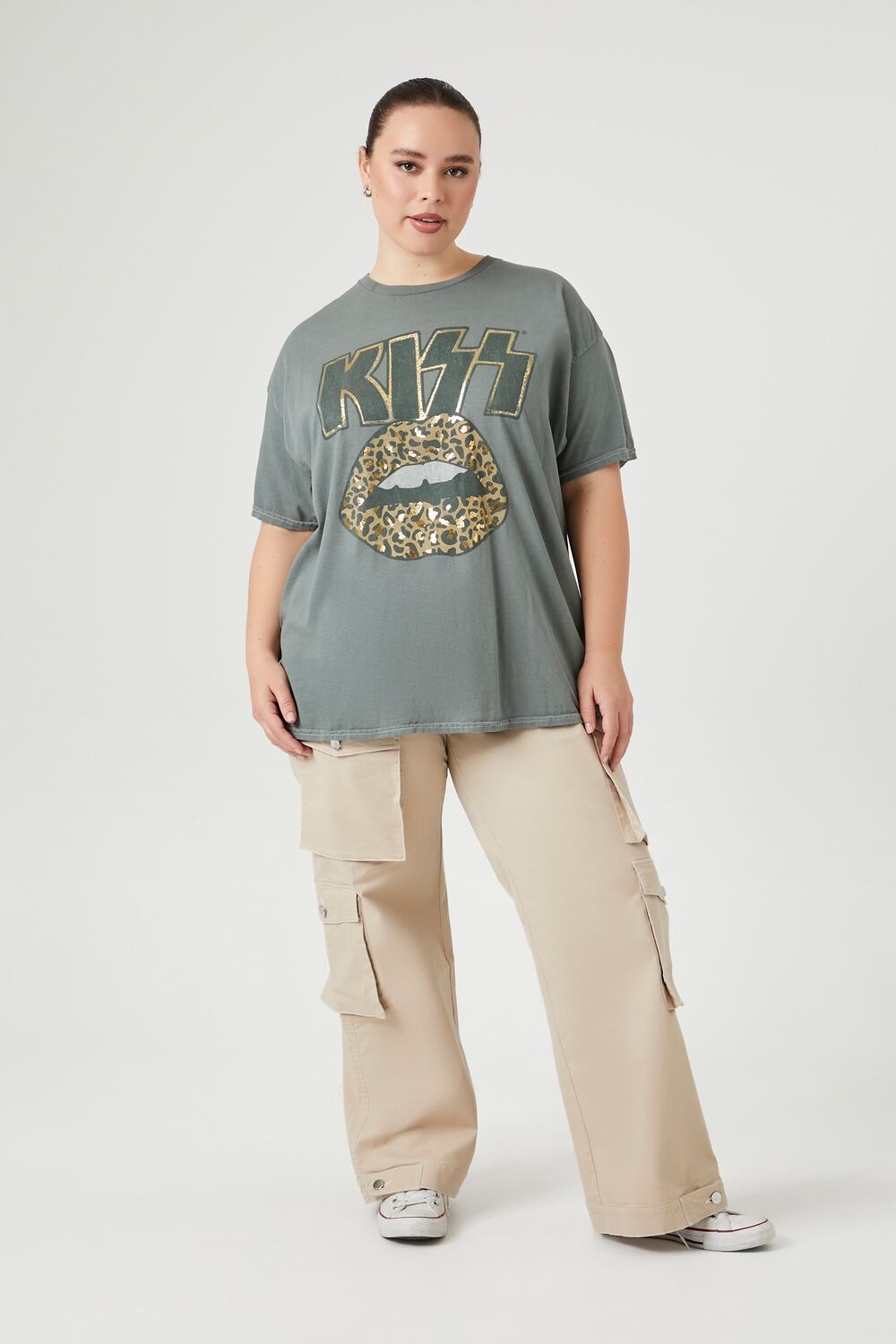 Plus Size Oversized Metallic Kiss Tee - Forever 21