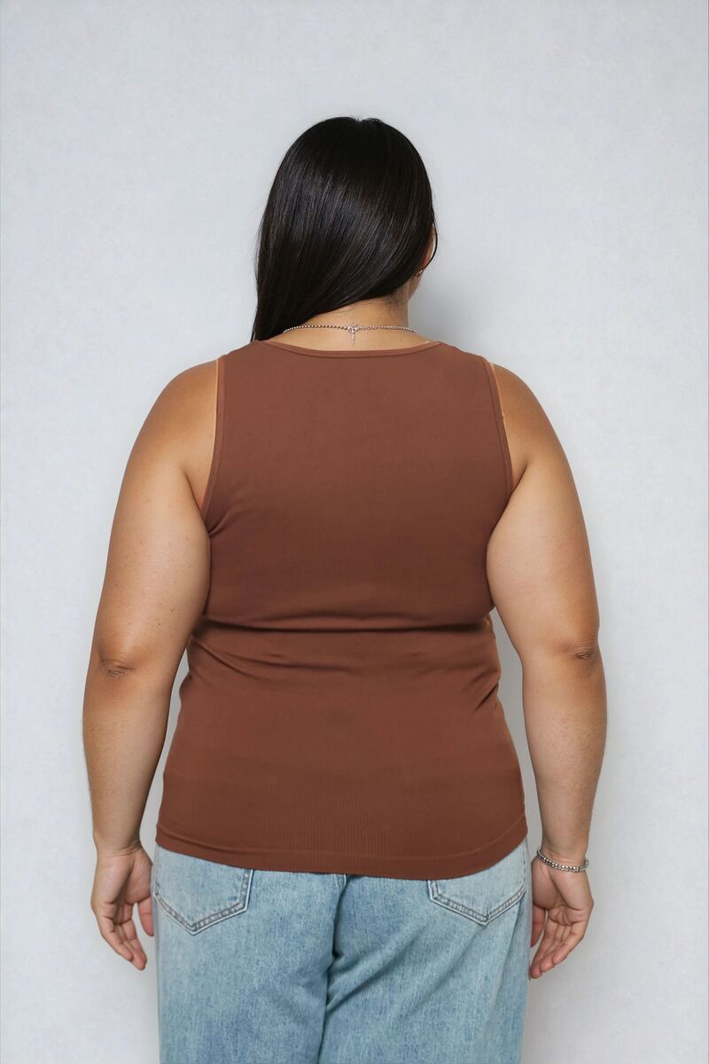 Plus Size Seamless Chain-Trim Tank - Forever 21