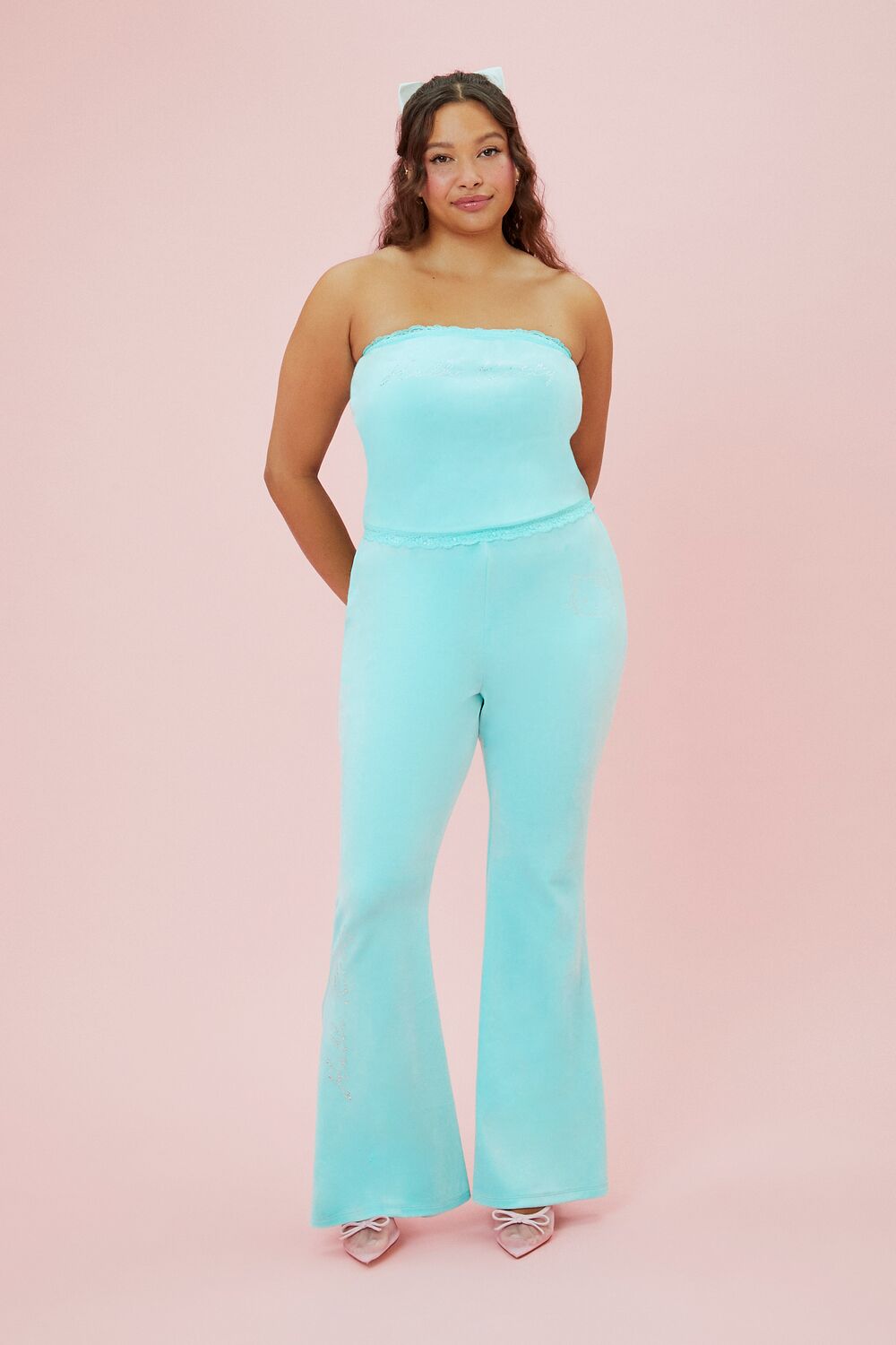 Plus Size Hello Kitty Velour Tube Top - Forever 21