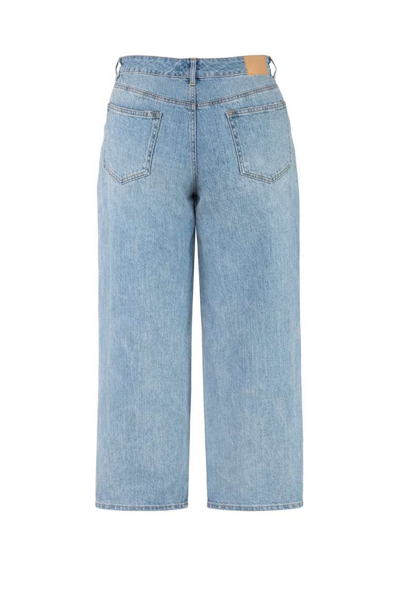 Plus Size Distressed Wide-Leg Jeans - Forever 21