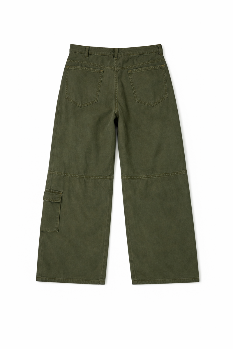 Plus Size Glitter-Accent Wide-Leg Cargo Pants - Forever 21