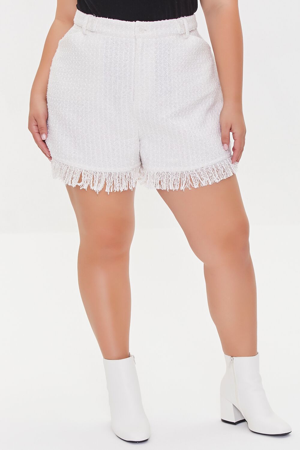 Plus Size Tweed Fringe Shorts - Forever 21